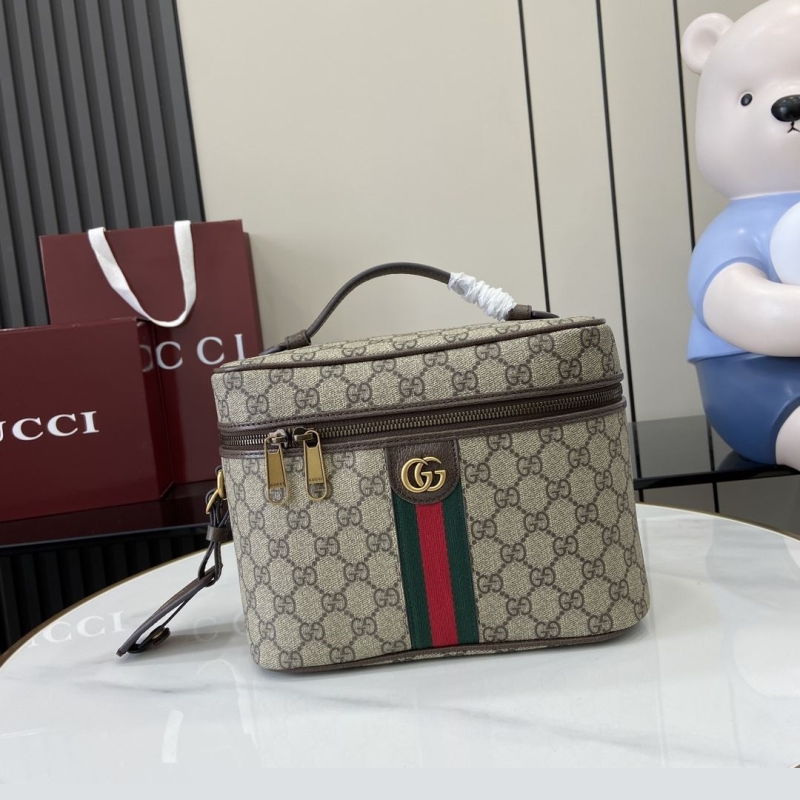 G*u*i cosmetic bags